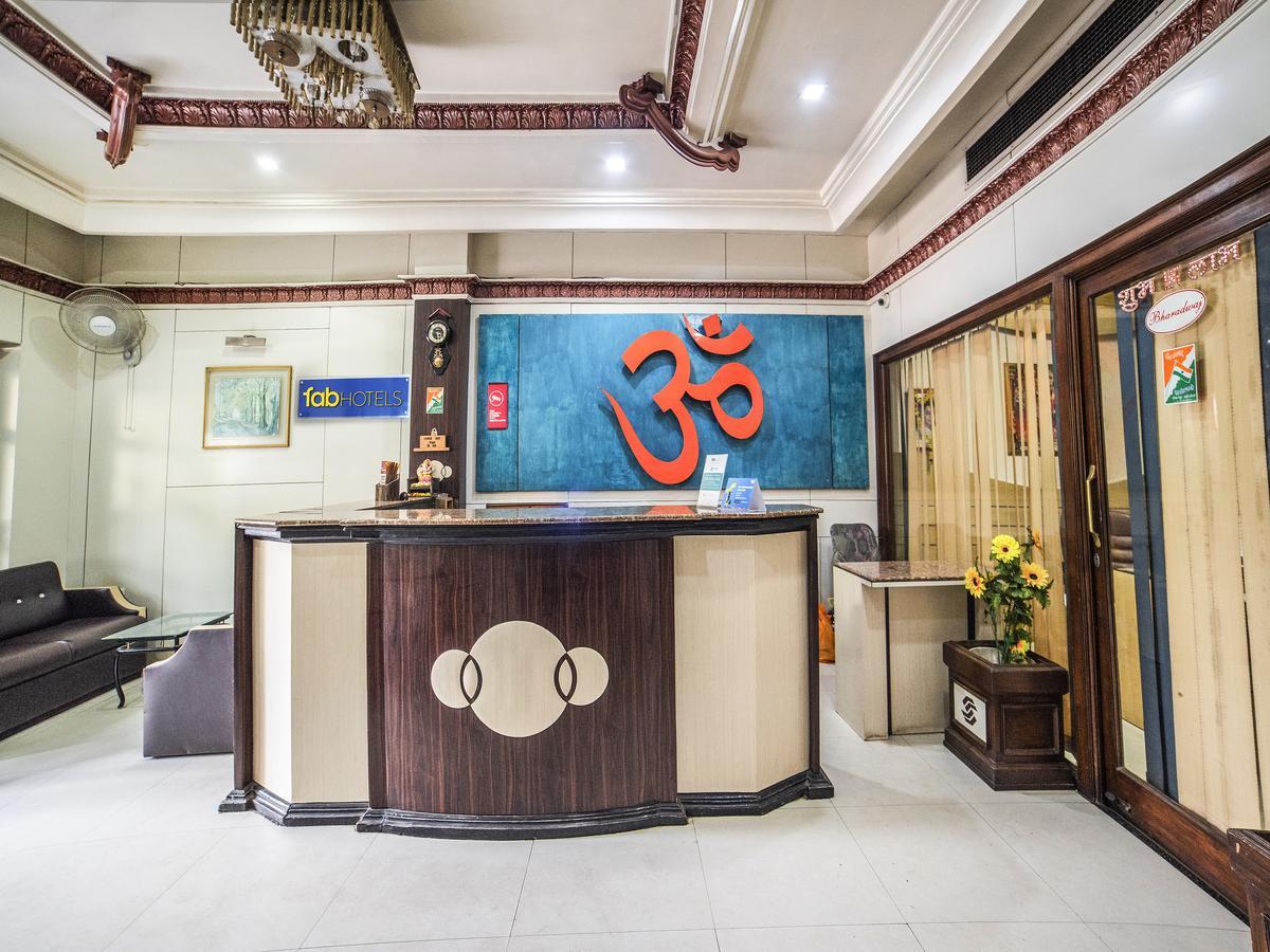 Fabhotel Santoor Geeta Bhawan Square Индаур Экстерьер фото