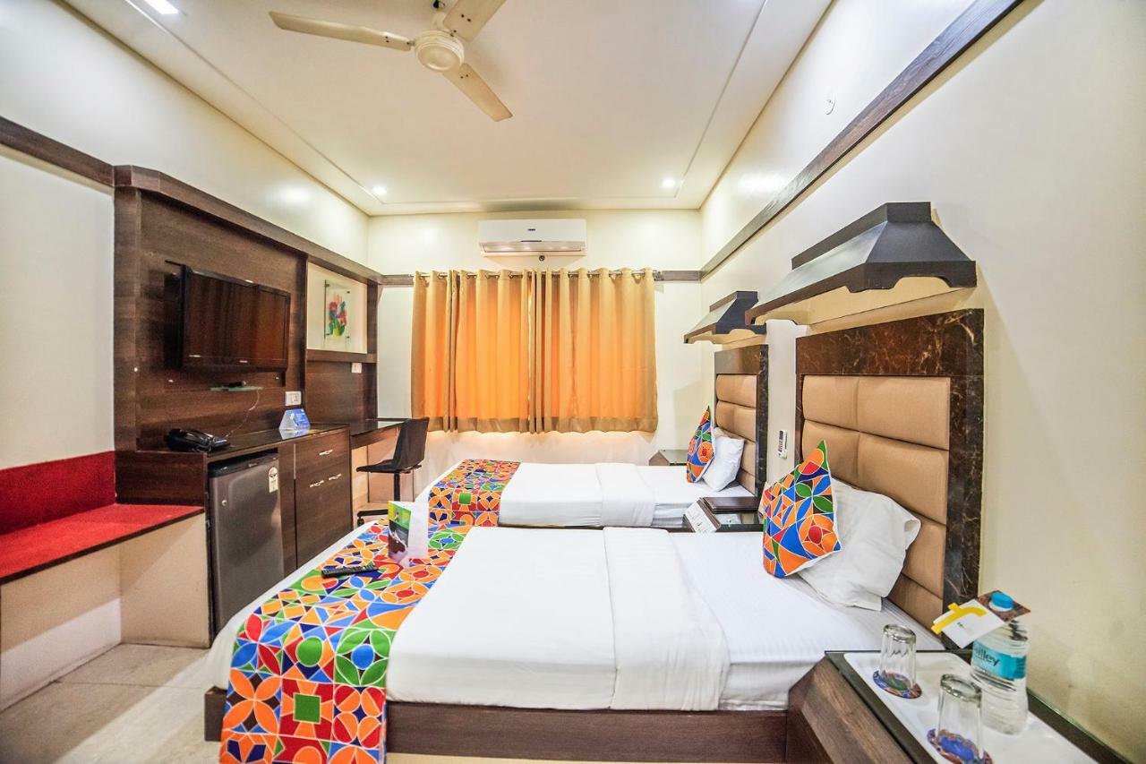 Fabhotel Santoor Geeta Bhawan Square Индаур Экстерьер фото