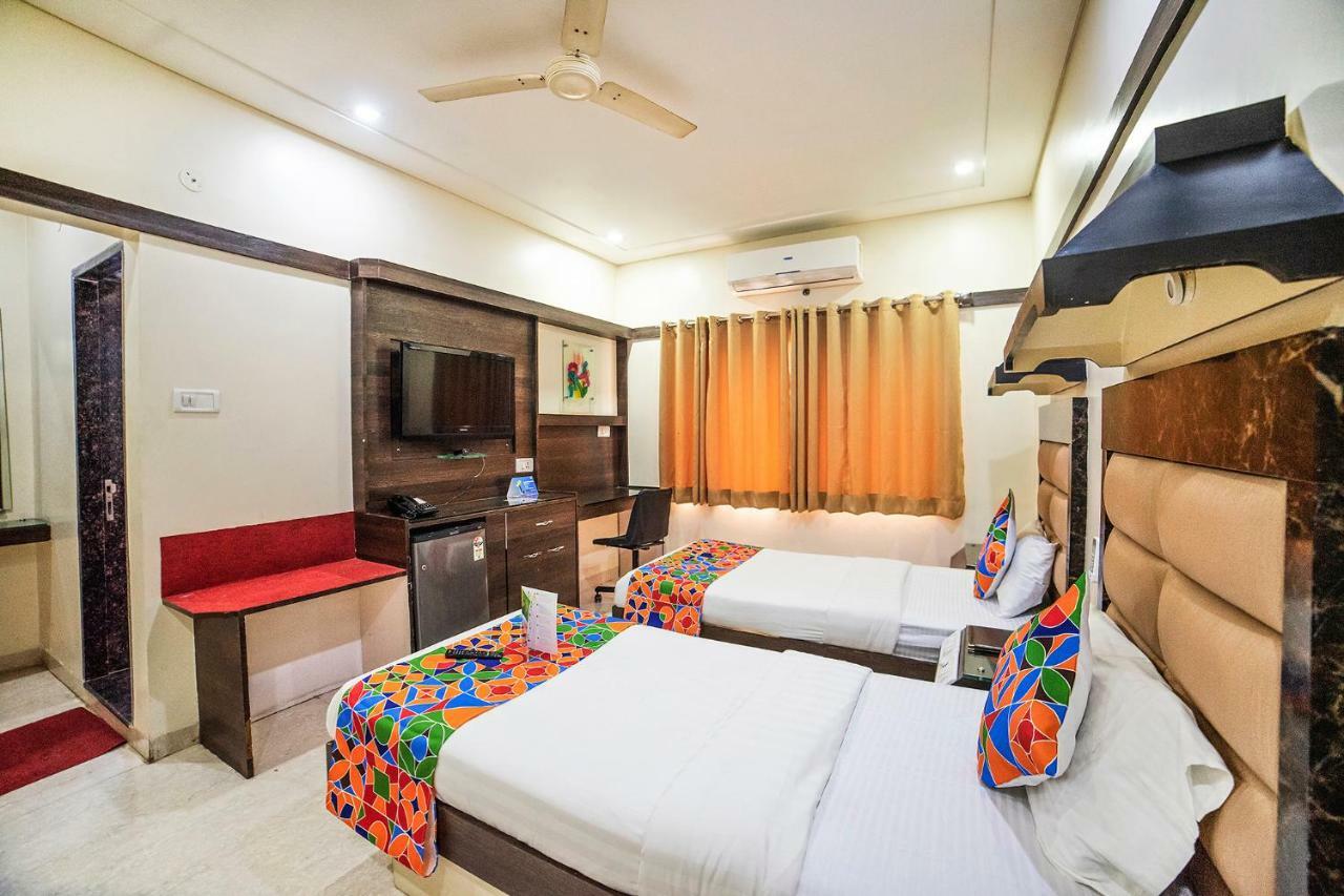 Fabhotel Santoor Geeta Bhawan Square Индаур Экстерьер фото